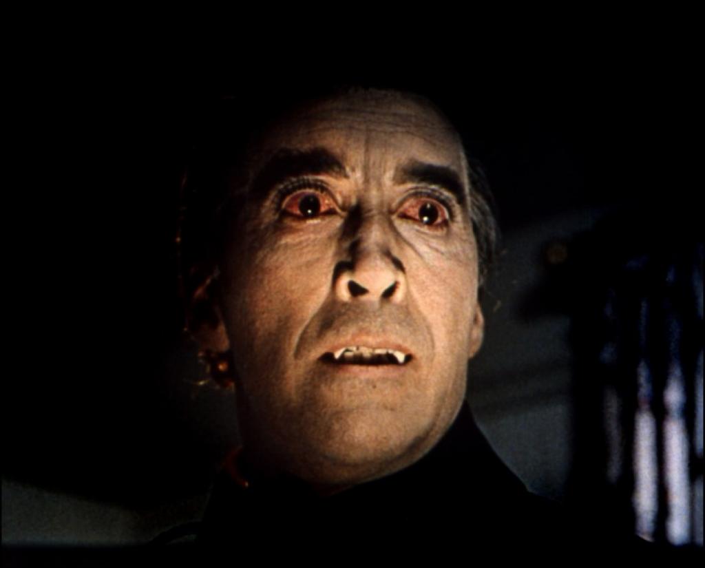 dracula-et-les-femmes-07-g.jpg