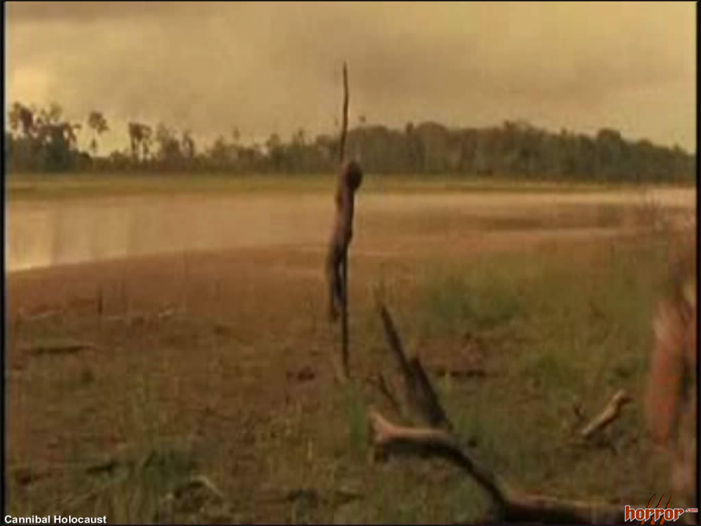 1cannibalholocaust_170.jpg