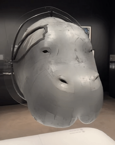 2c6814b8634c467eb06ad0c022cdc9e4.gif