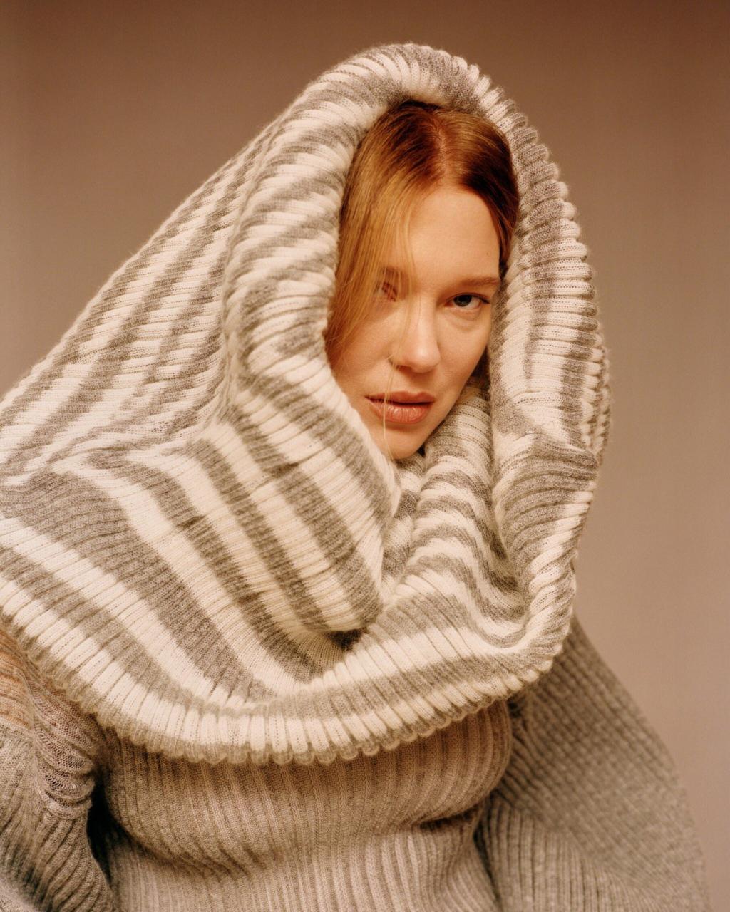 Léa Seydoux covers the latest issue of Harper’s Ba (1).jpg