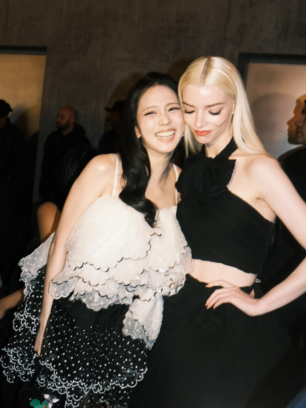 elleusa_1778732093_3896609364730444781_178598981_7.jpg