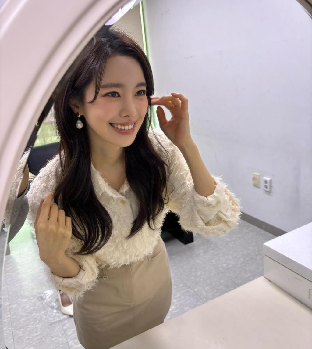 UD_jinseyun_go_3832788311514106309_1460625898_2026_ 2_ 15_.jpg