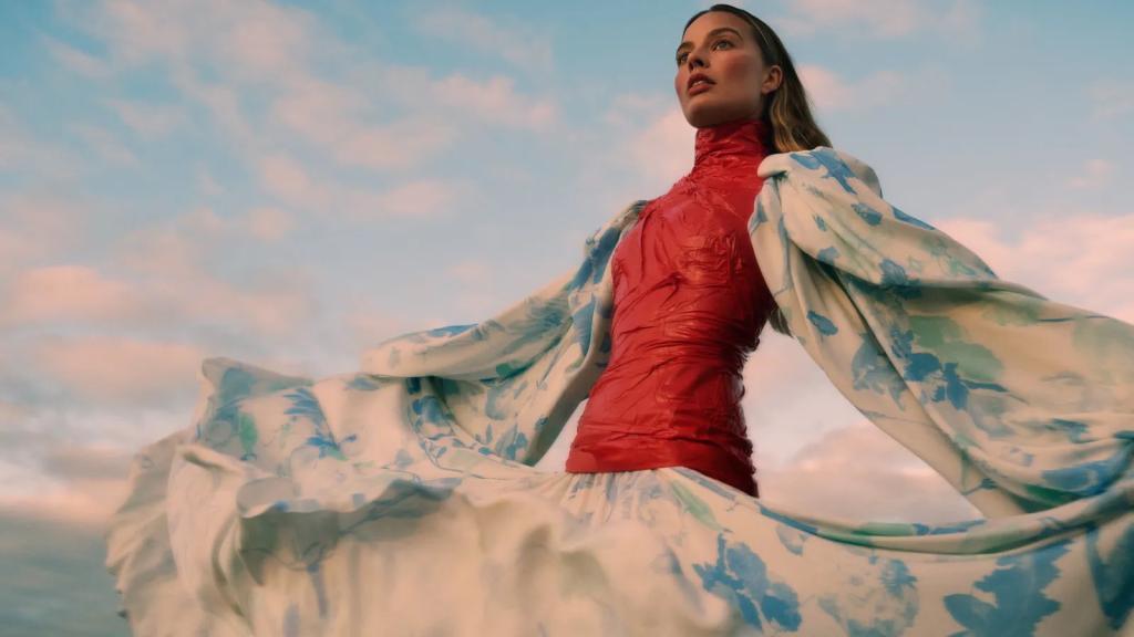 Margot Robbie for the January 2026 issue of Britis (2).jpg