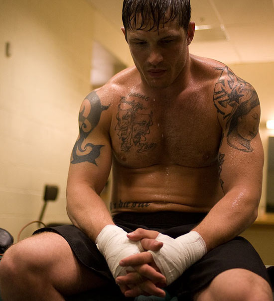 550w_gay_spy_tom_hardy.jpg