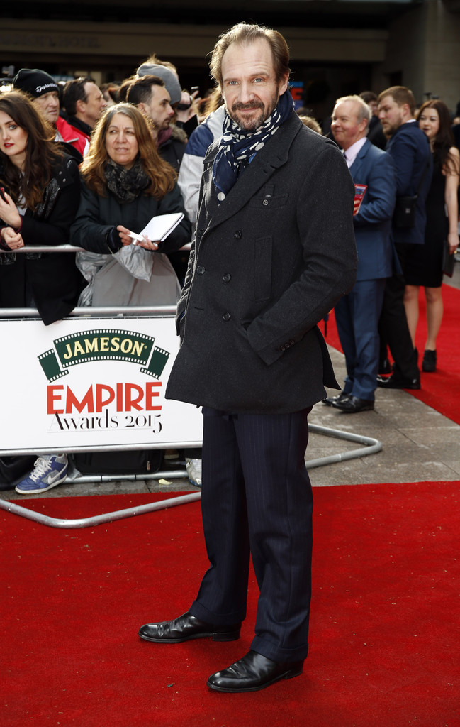 Ralph-Fiennes-Jameson-Empire-Awards-2015-Picture11.jpg