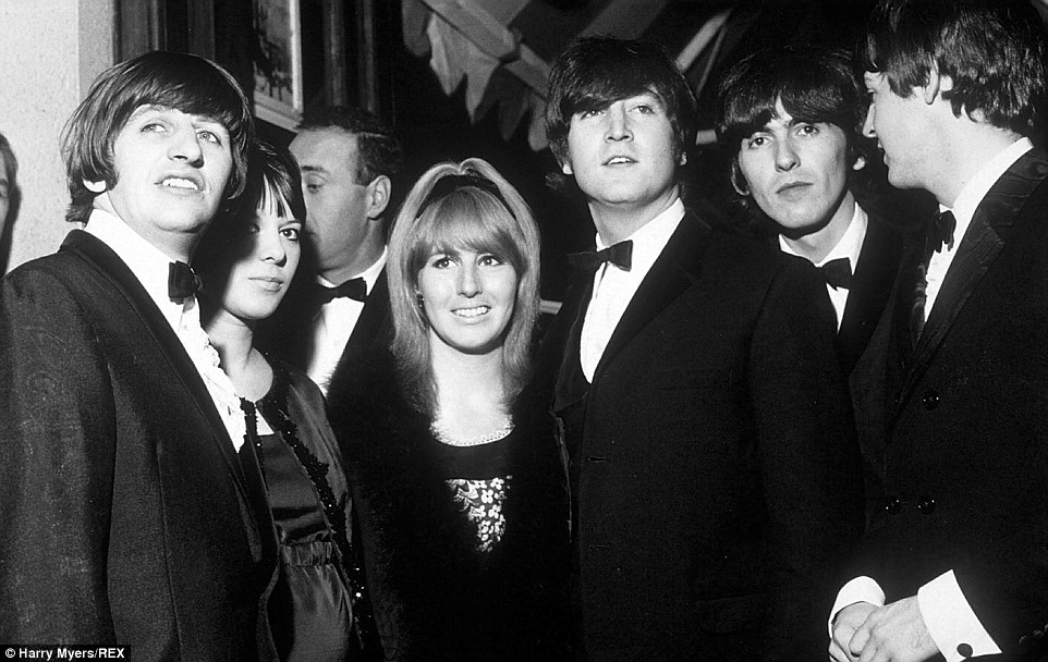 2733296F00000578-3022203-Cynthia_Lennon_pictured_with_The_Beatles_in_1964_during_their_ro-a-18_1427935435252.jpg