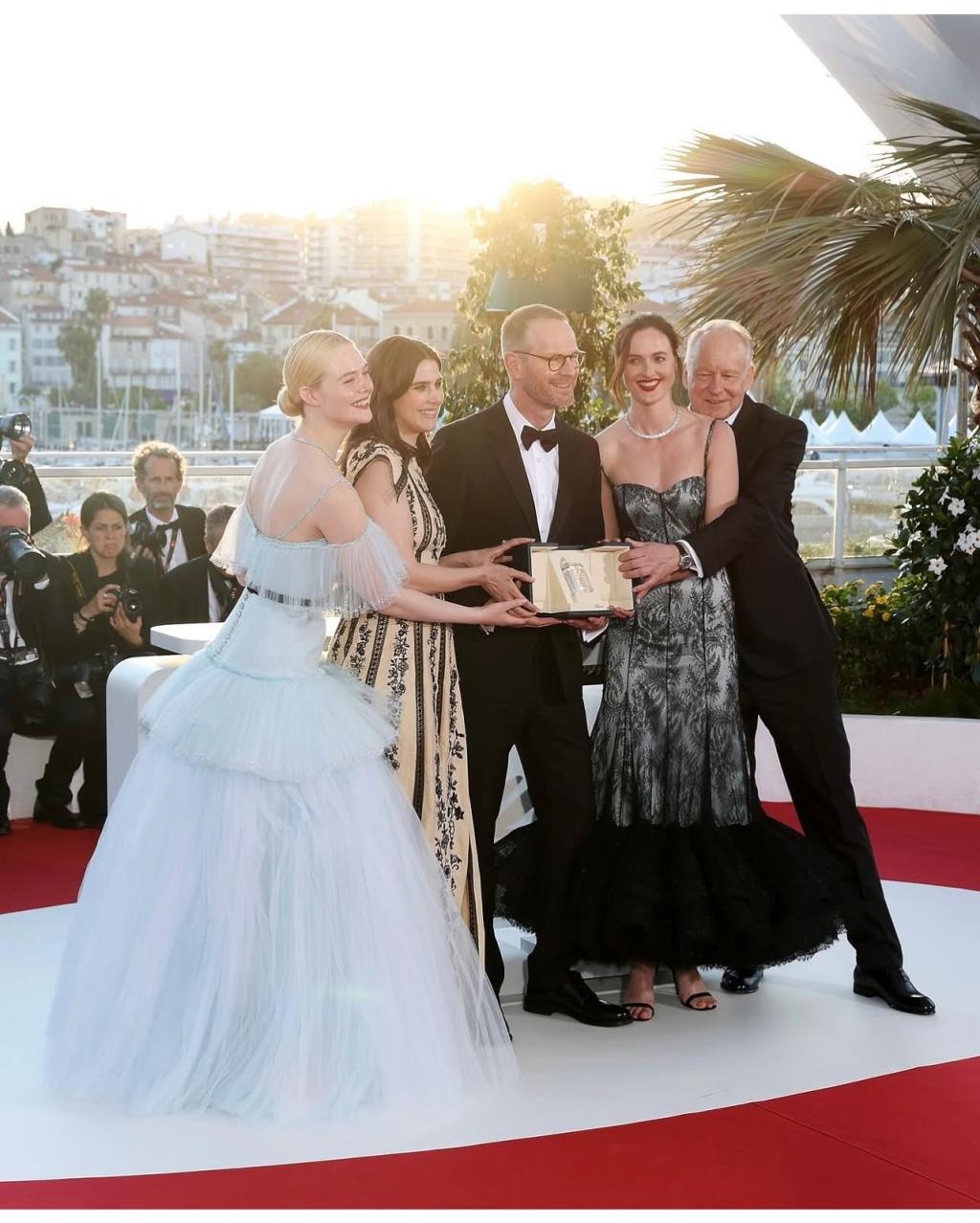UD_ellefanning_3641140240747853373_3009345727_2025_ 5_ 27_.jpg