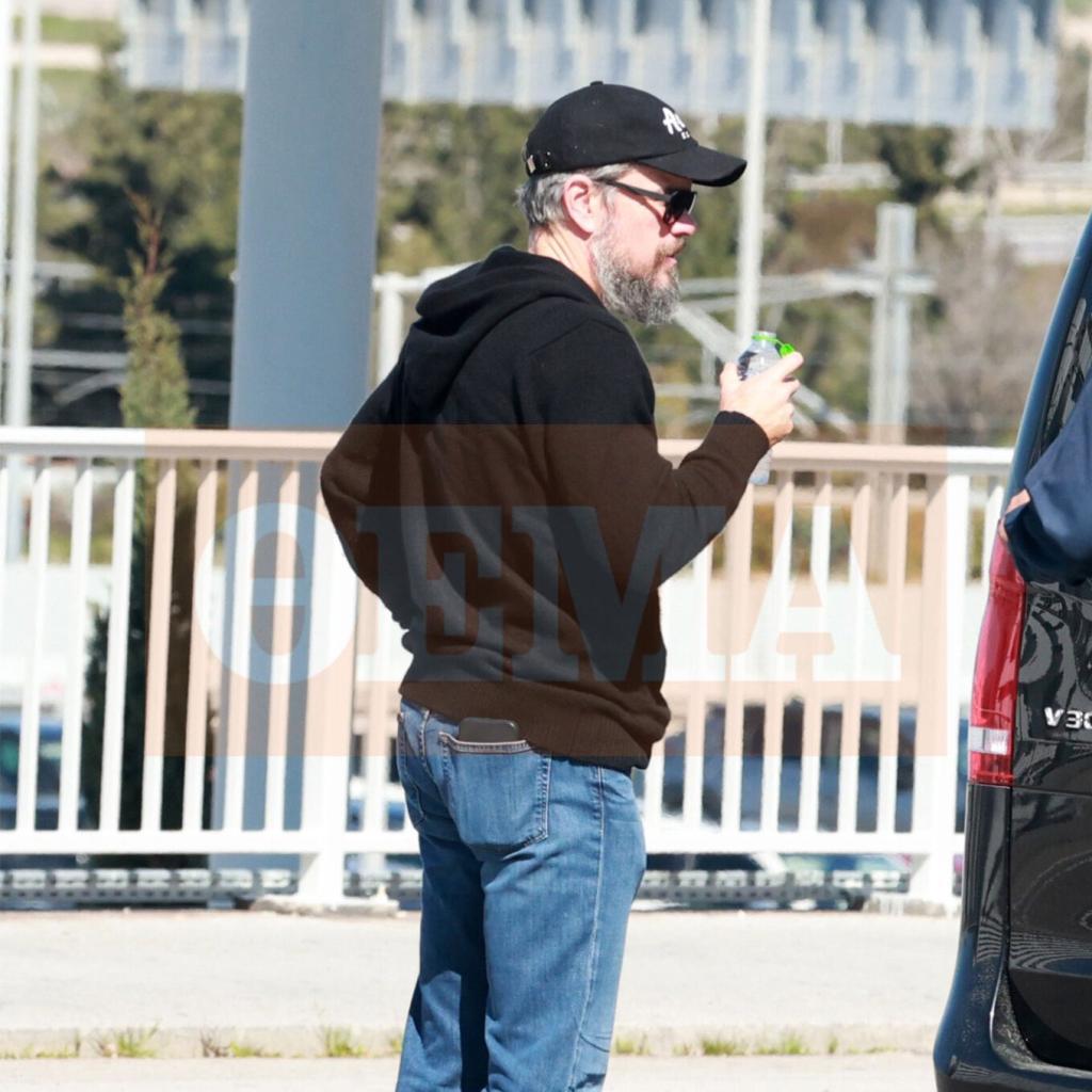 Matt Damon at the airport in Greece.(via @damonlib (1).jpg