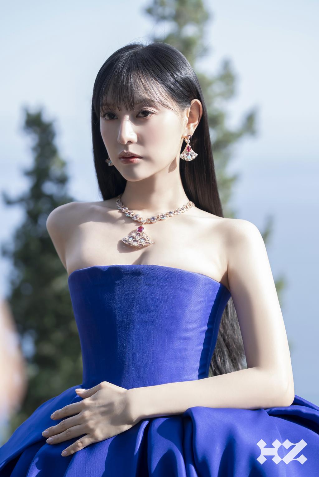 김지원_노블레스_(32).jpg