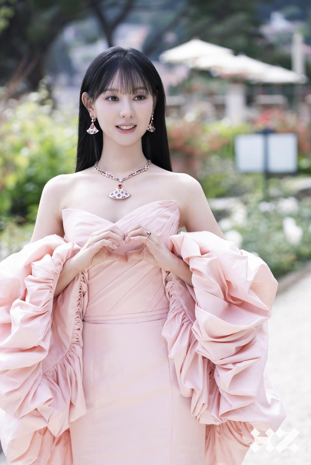 김지원_노블레스_(29).jpg