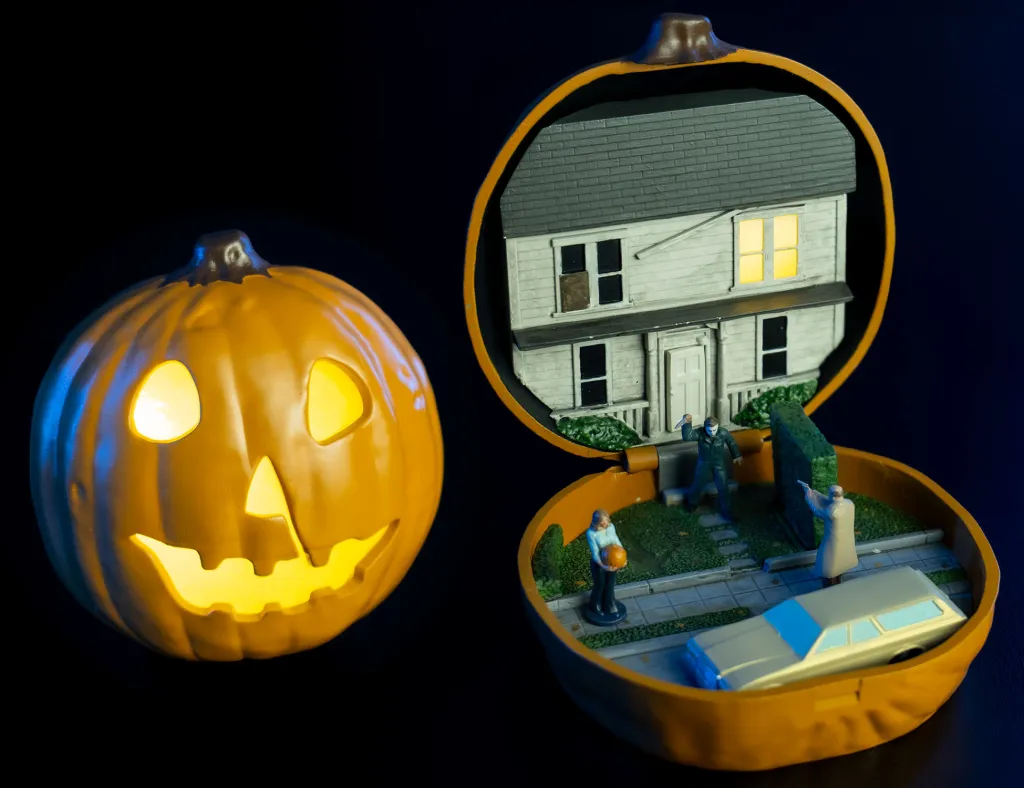 halloween-micromaniacs-myershouse.webp
