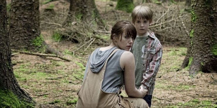 The-Hole-in-the-Ground-2019-Sarah-and-Chris-ONeill.jpg