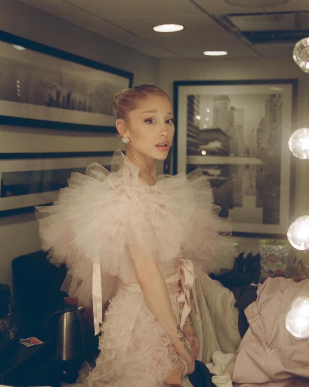 UD_arianagrande_3478057902408132070_7719696_2024_ 11_ 5_.jpg