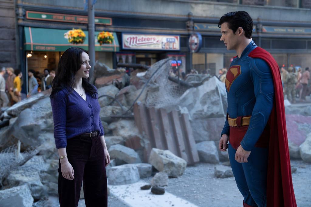 Lois LanePlayed by Rachel Brosnahan, Lois Lane is (2).jpg