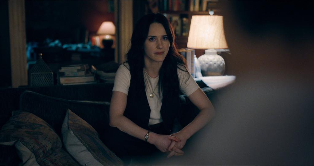 Lois LanePlayed by Rachel Brosnahan, Lois Lane is (1).jpg