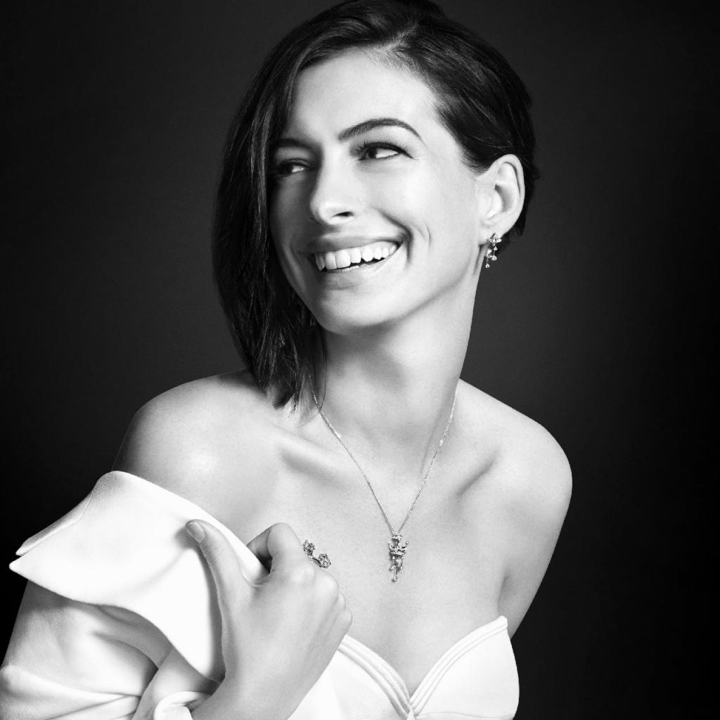 Anne_Hathaway-Keer-2016-006.jpg