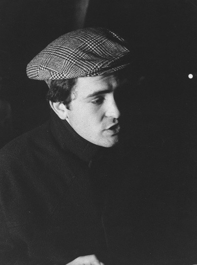 bertolucci-bernardo-001-young-black-white-flat-cap-00n-19m.jpg