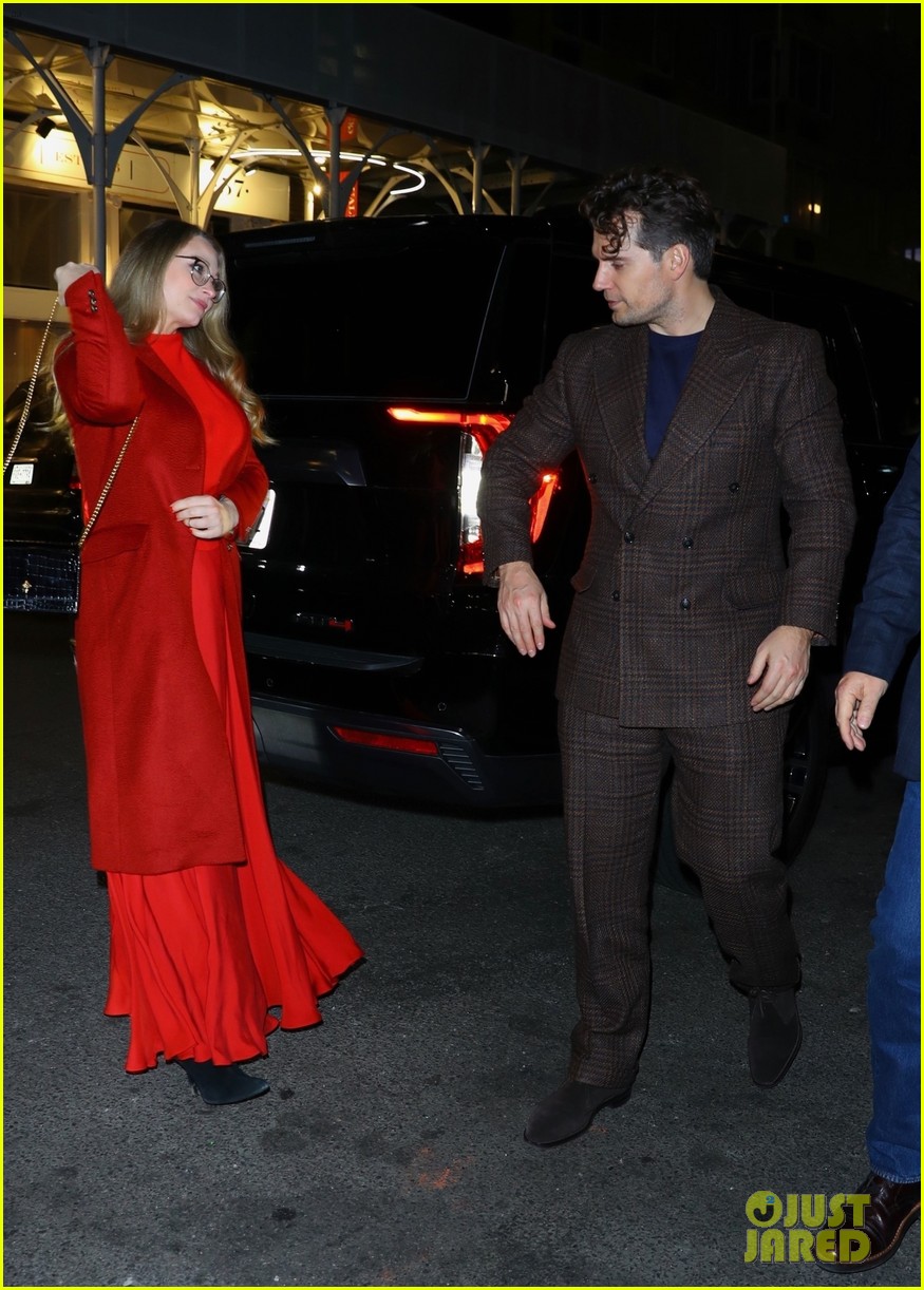 henry-cavill-natalie-viscuso-date-night-nyc-04.jpg