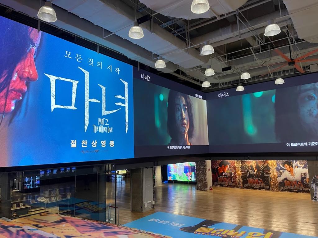익스트림무비 - 마녀 2회차 리뷰 (스포) 용산CGV 13관 F열 / 코엑스 메가박스 2관 H열 익스트림무비 - 마녀 2회차 리뷰 (스포)  용산CGV 13관... 