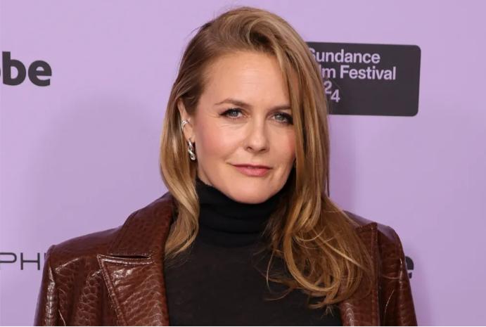 FireShot Capture 827 - Alicia Silverstone Cast in Yorgos Lanthimos', &#039,Bugonia&#039, - variety.com.png.jpg