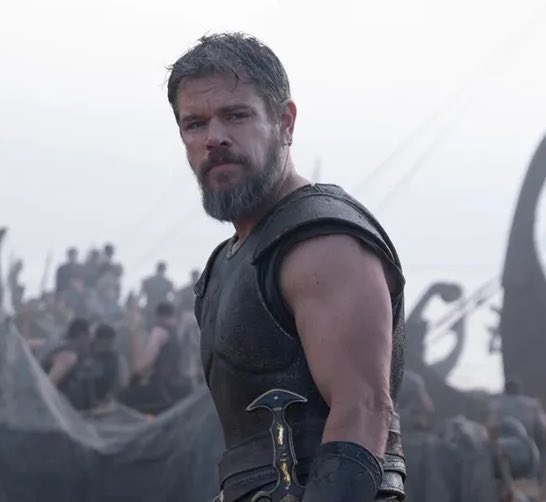 Christopher Nolan considers casting Matt Damon as (1).jpg