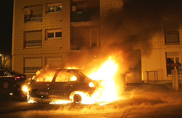 360_burning_cars_0102.jpg