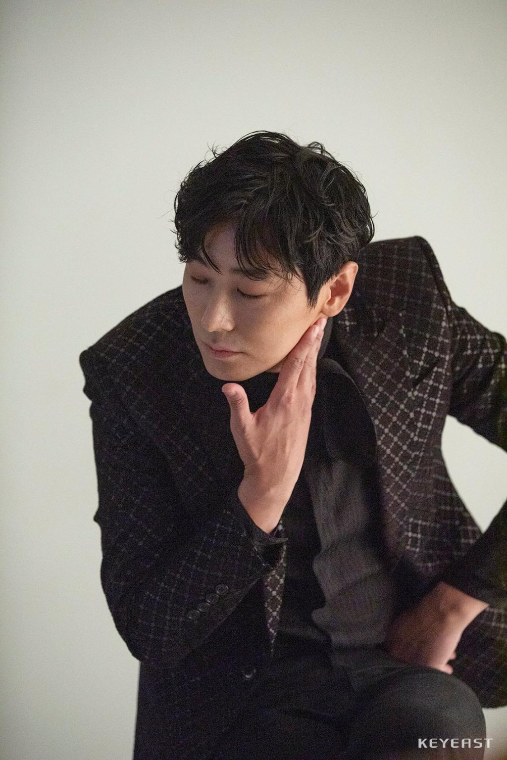 턱선콧날손까지_크(3).jpg