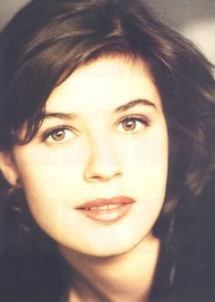 c2481c05058e2b9b38e59c2db0c9723d--irene-jacob-single-ladies.jpg
