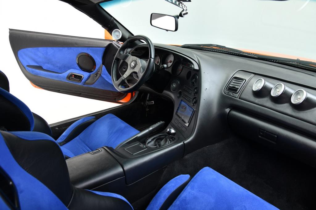 https_kr.hypebeast.com_files_2021_05_paul-walker-brian-oconner-1994-toyota-supra-fast-and-furious-movie-car-jdm-tuned-for-s.jpg