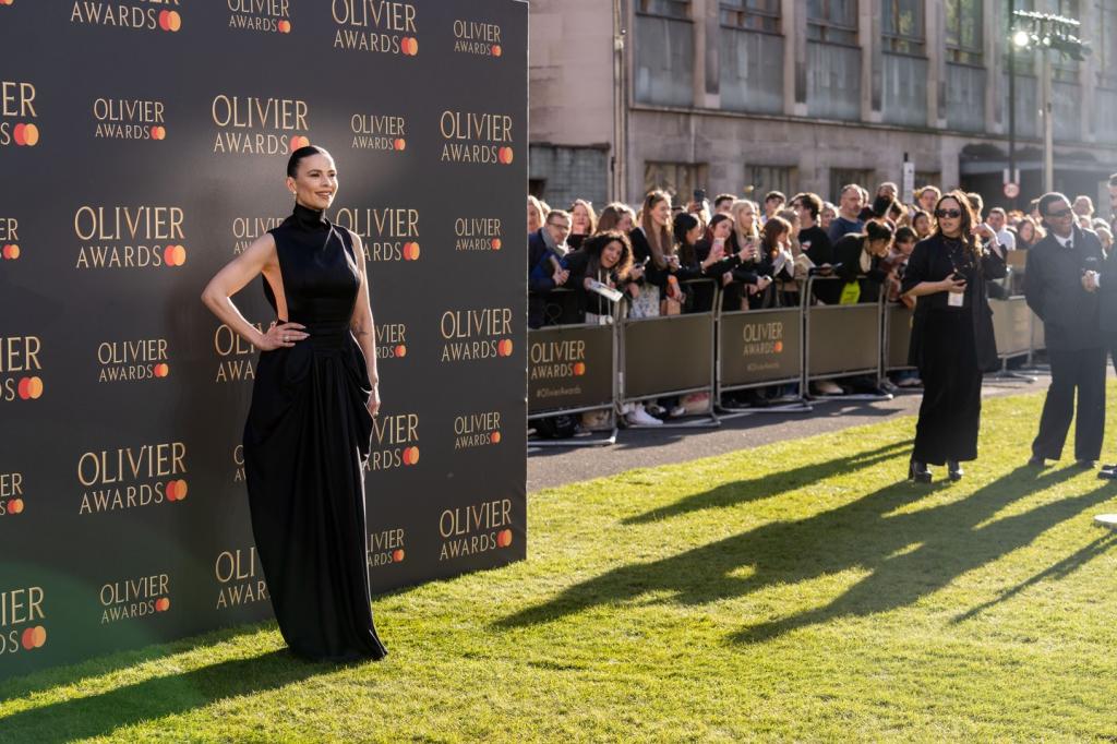 UD_olivierawards_3637499491595572592_286893407_2025_ 5_ 26_.jpg