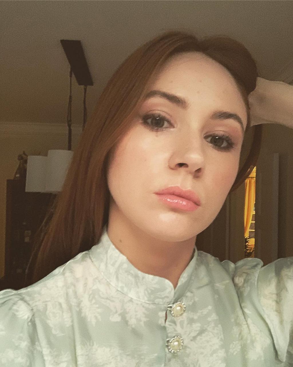 karengillanofficial_71179755_153321782553182_8884432330219610059_n.jpg