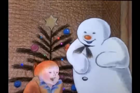 The Snowman 1982 with Original Introduction 7-45 screenshot.png.jpg