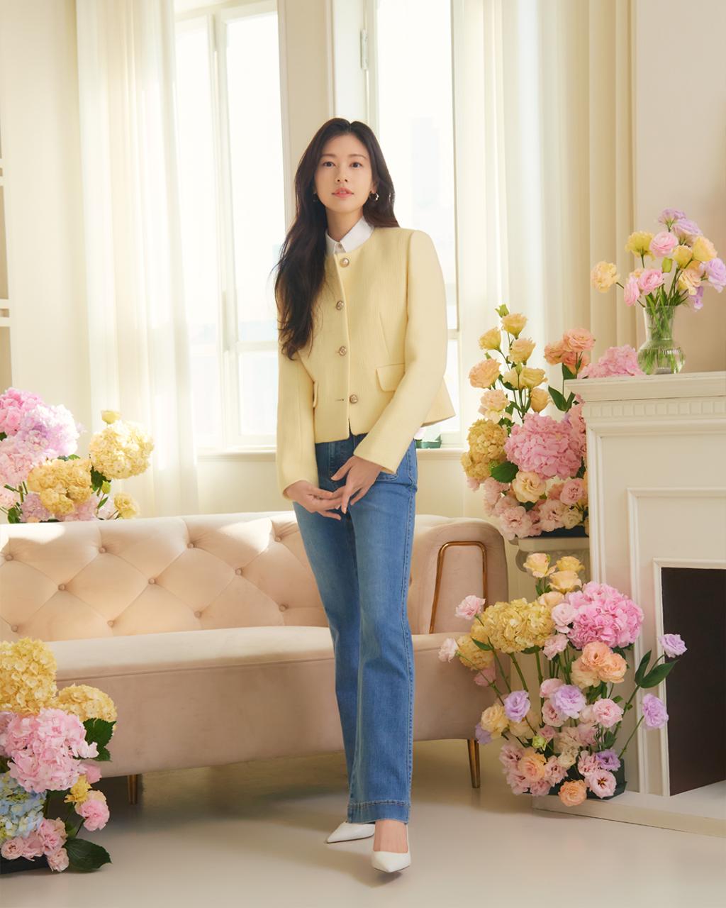 roem_official_419583277_922646419590120_6386701667743160964_n.jpg