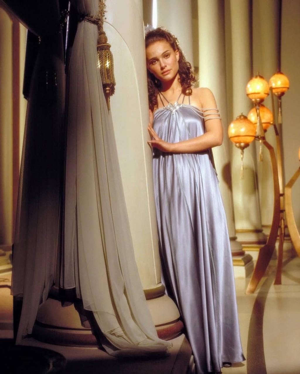 UD_natalieportman_3625098579355661861_6414707404_2025_ 5_ 9_.jpg
