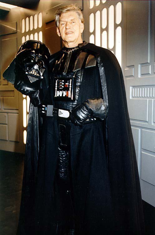 David-Prowse-Darth-Vader-1.jpg