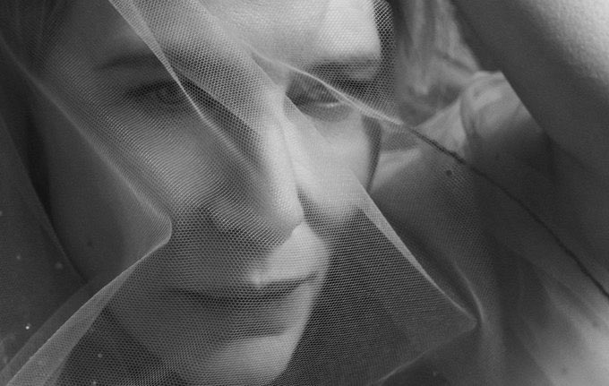 Cate Blanchett photographed by Tom Munro for Cap 7 (2).jpg