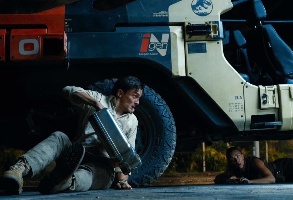 New look at ‘JURASSIC WORLD_ REBIRTH.’Starring Sca (1).jpg