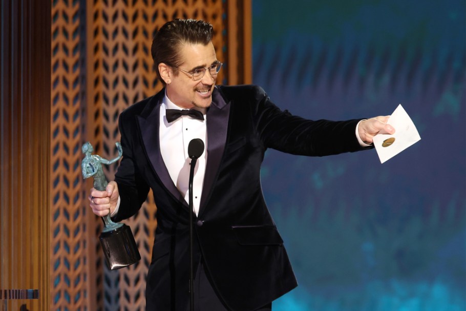 Colin-Farrell-SAG-Awards-Win.jpg