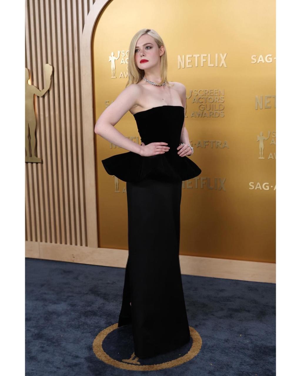 ellefanning_1740408366_3575126956458801788_3009345727.jpg