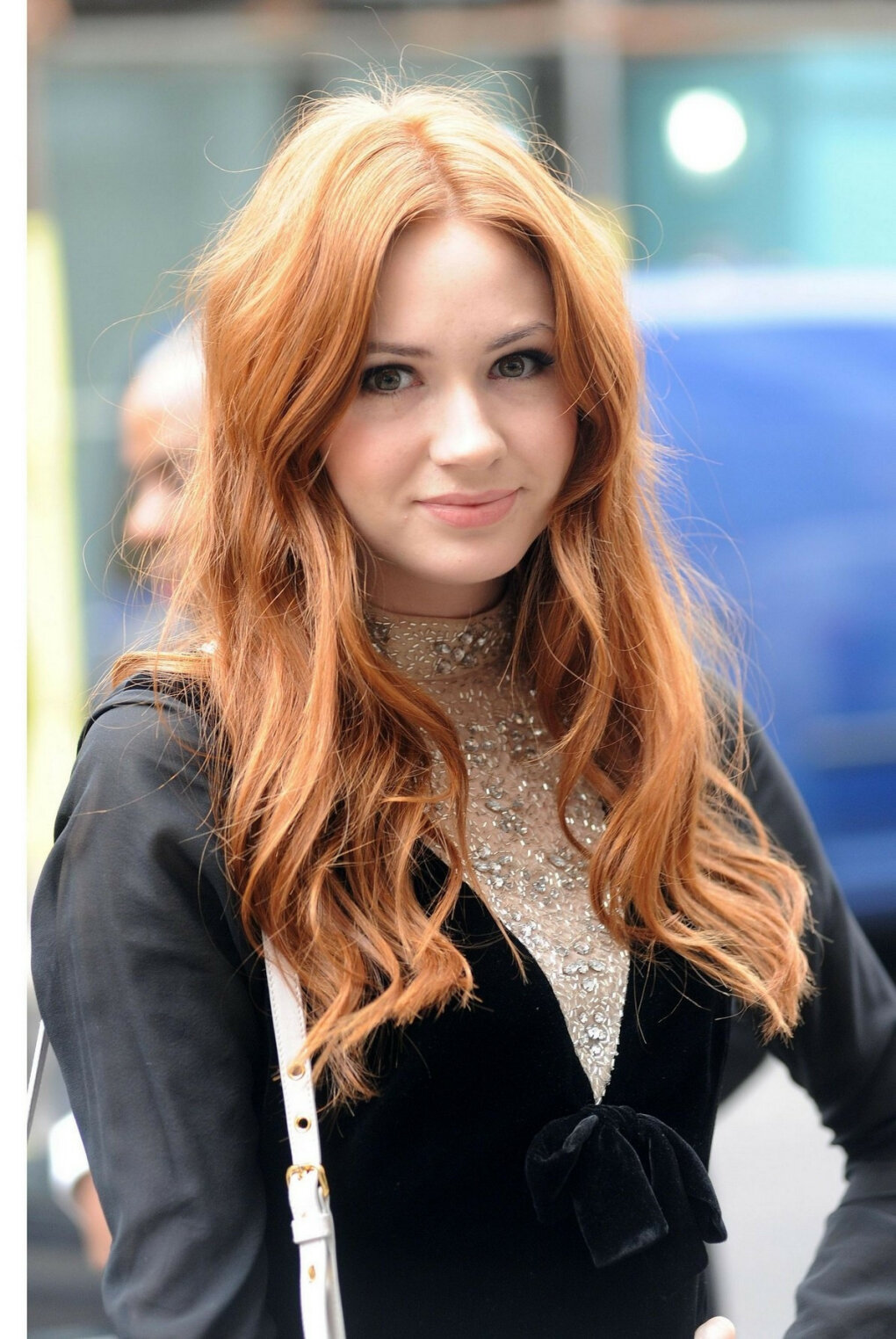 karen-gillan-s1195x1786-454287-1020.jpg