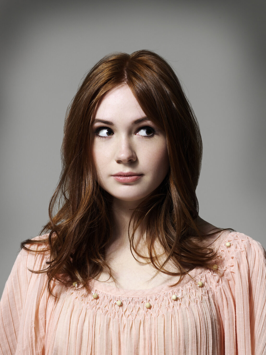 karen-gillan-s3035x4047-454280-1020.jpg