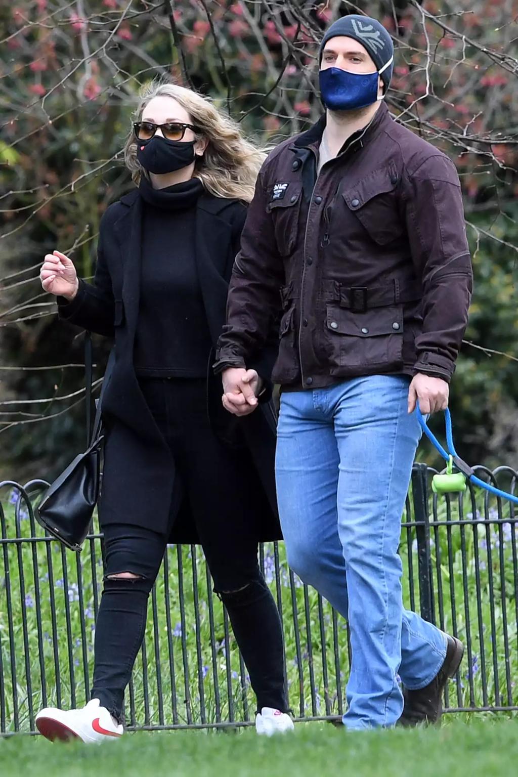 henry-cavill-8986b6d836d84bccb41200c968d2660b.webp.jpg