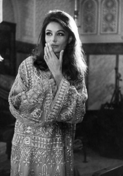 anouk-aimee-kaftan.jpg