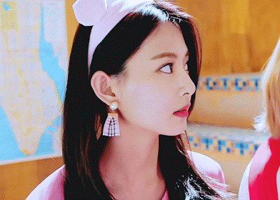 DA76498A-18D3-4B00-8489-DE73600F0B67.gif