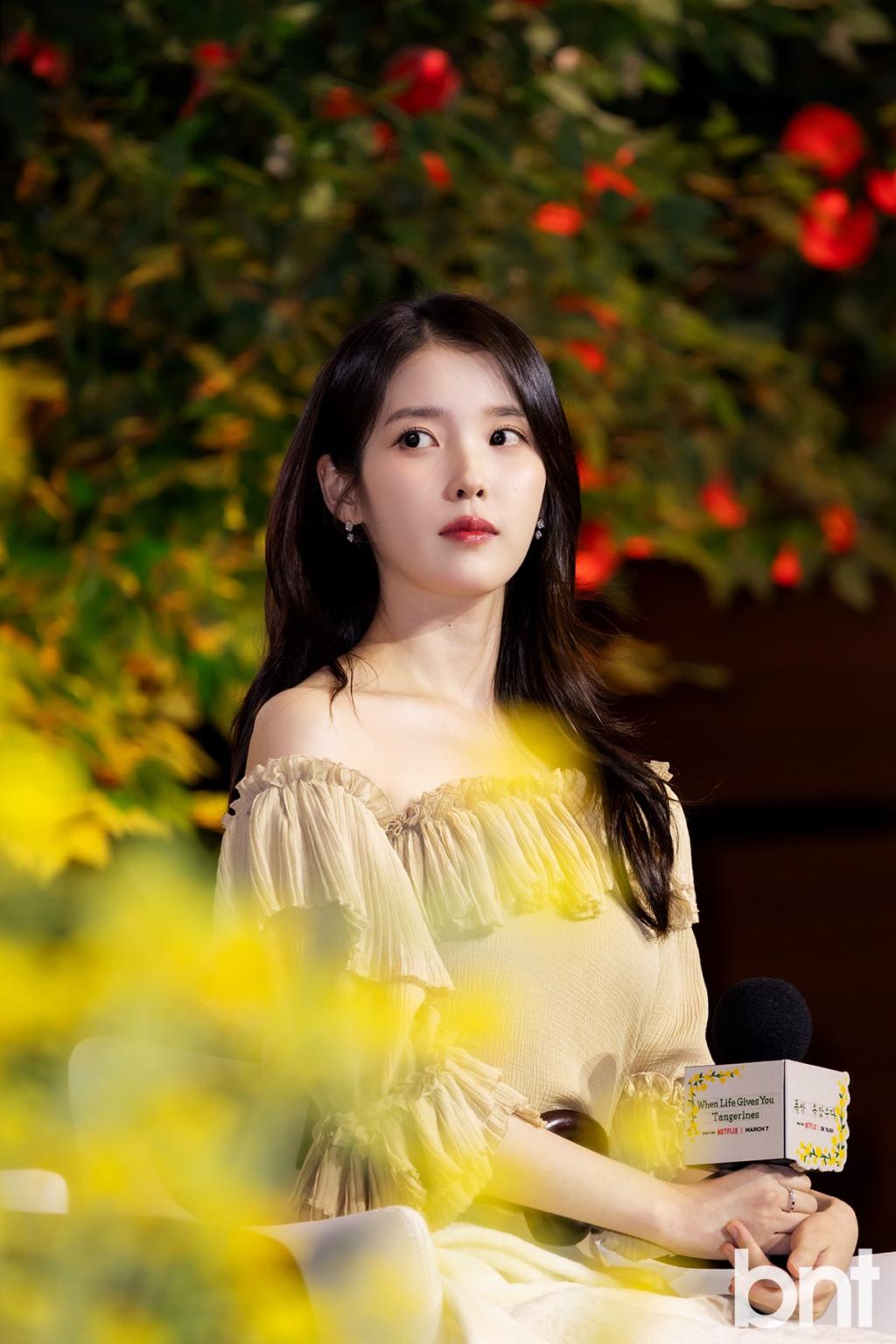 [PRESS PHOTOS] 250305 IU at When Life Gives You Ta (1).jpg