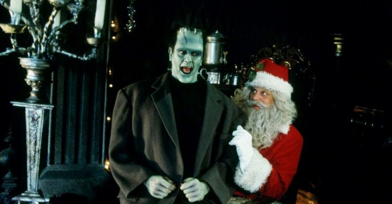 the-munsters-scary-little-christmas.jpg