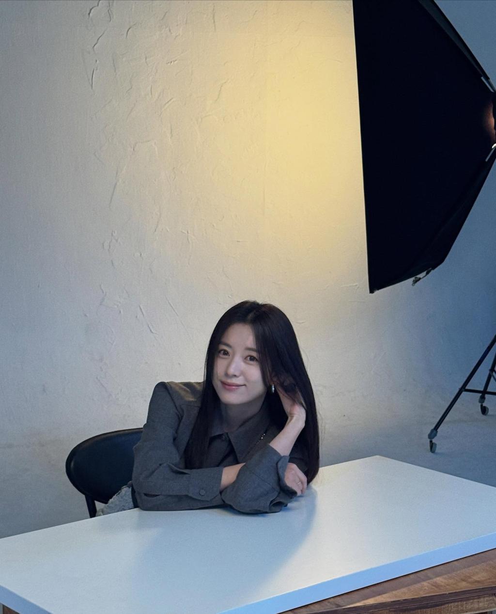 hanhyojoo222_1763045649_3765022248201734330_6096149550.jpg