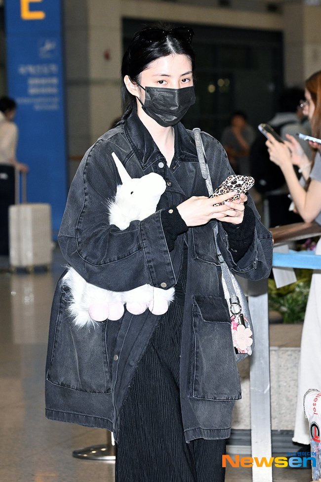 Han Sohee safely arrived at Incheon Airport after (1).jpg