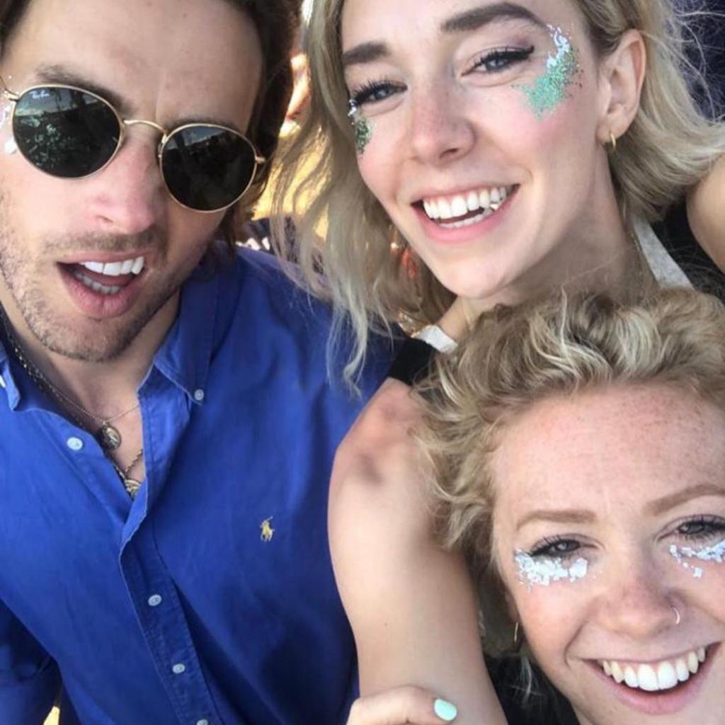 vanessa_kirby_65786629_195144171475800_2376285135660664438_n.jpg