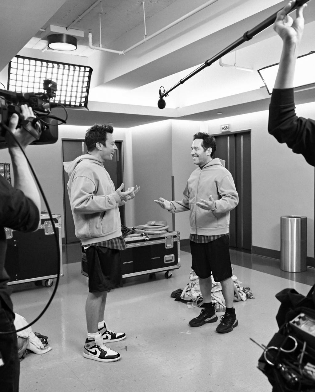 fallontonightbts_1780455405_3911065812408309012_53135245541.jpg